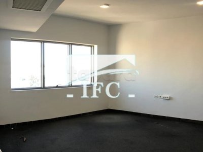 Bureau en 4 espaces-115m²-charguia 2-IFCC172