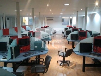 Centre d'appel équipé à louer- 600m²-charguia 1-IFCC103