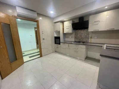 À louer un appartement s+3 rdc rue de parc