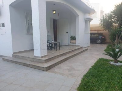 A VENDRE UNE VILLA À EL GHAZELA