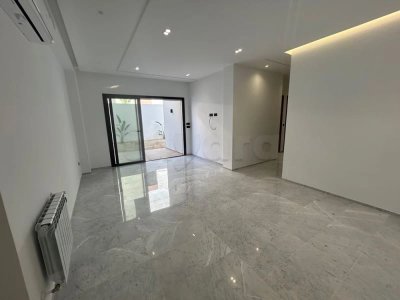 🔥A VENDRE   S+3 avec jardin   

📍  À La Soukra – Chotrana I,