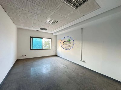 A louer immeuble R4 en 45 pièces à Charguia 2