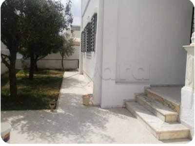 À louer une petite villa