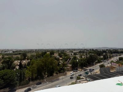 s+3 avec terrasse à vendre à la soukra