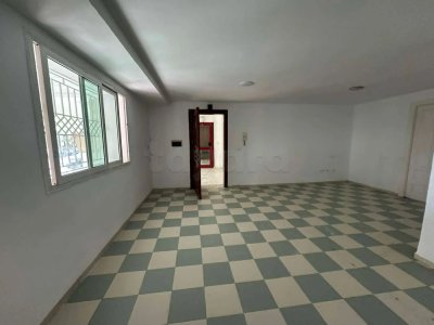 A louer appartement S1 RDC à Ennasr 2 à usage bureautique