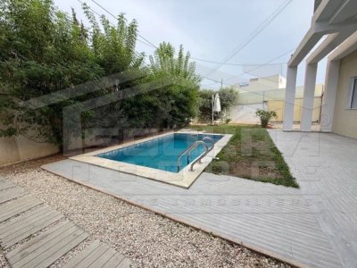 à louer un bel appartement S+3 à Chotrana 3