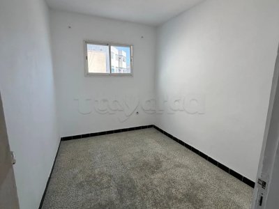Appartement de 60 m² 3 pièces situé à proximité immédiate du terminus du métro ligne 2