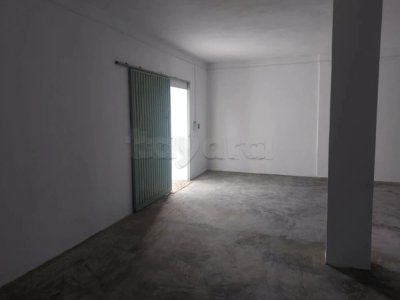 Dépôt 400m² à la Soukra