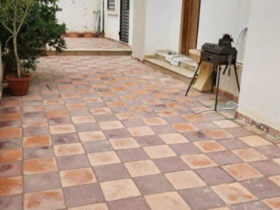 A louer appartement S+2 Rdc avec terrasse et entrée indépendante à Jaafer 2