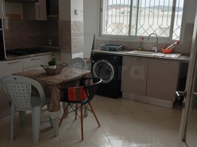 vente ennasr2 villa  RDJ  RDC  1ER independant