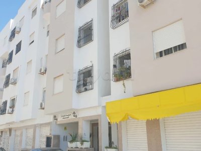 À VENDRE APPART S+2 À CITÉ EL GHAZELA