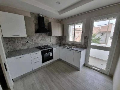 NOUVELLE ARIANA : APPARTEMENT S+2 À LOUER