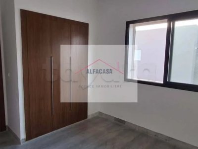 A LOUER UN S+1 À chotrana 1 Soukra