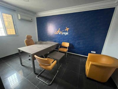 ENNASR 2 : BUREAU H+1  A LOUER