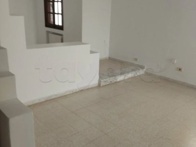 Location étage de villa ennasr 2