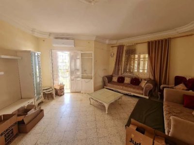 Rez de chaussée s2 vide a borj louzir wb3625