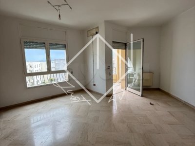 Appartement S+2 à vendre à riadh landalous