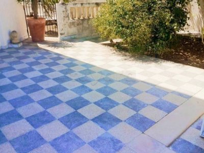 🌳 Ennasr 2 à louer RDC de Villa S+2 avec jardin