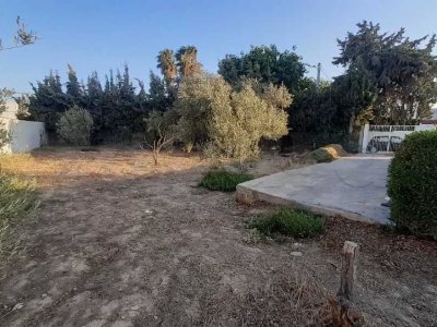 Jaafer 1 - A vendre un terrain de 400m²