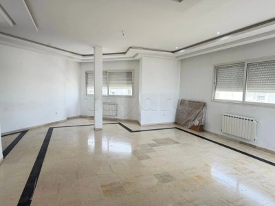 ⚫️🔴 À louer – Étage de villa S+2 à Riadh El Andalous (Ariana)