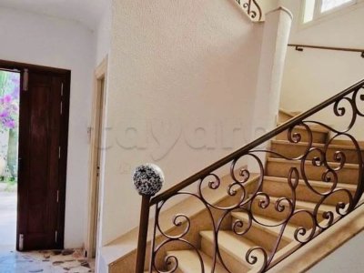 À VENDRE VILLA en S+4 *** LA SOUKRA