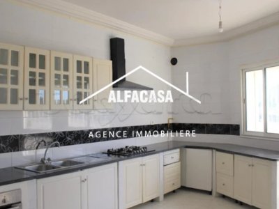 A vendre deux  villas  à chotrana 2 (soukra)
