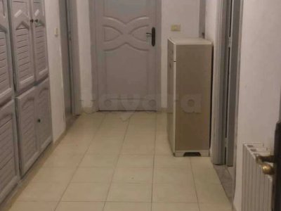 Etage de villa s3 vide a ennasr 2 wb4457