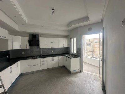À louer – Appartement S+3 neuf à Ennaser