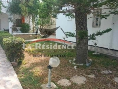 Etage de villa s+3 à Corniche Bizerte