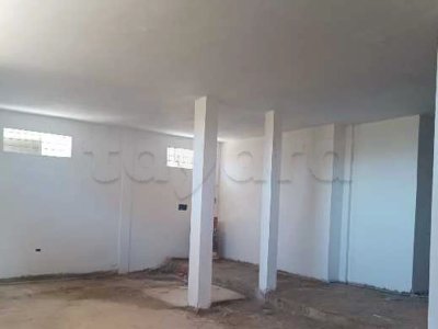 Entrepot commercial ou entreposage