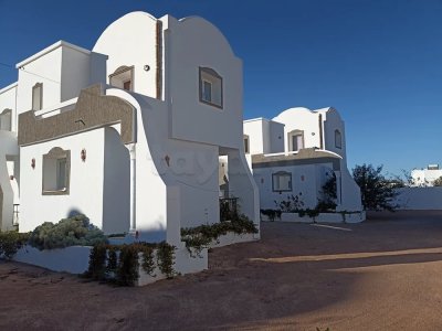A vendre deux villa titrée - route Enadhour Midoun Djerba