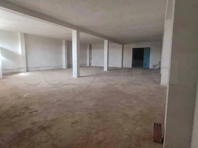 Dépôt showroom centre houmt souq Djerba