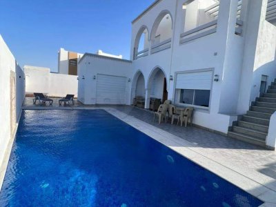 villa à vendre houmt souk Djerba prés de marina