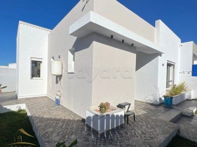 villa en zone urbaine à vendre Djerba midoun