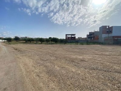 ‏terrain à vendre 450 m²