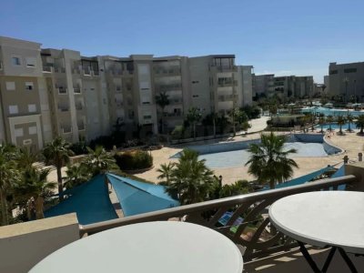 À VENDRE – Magnifique Appartement S+2 à Résidence Folla Monastir direct propriétaire  Découvrez ce superbe appartement S+2