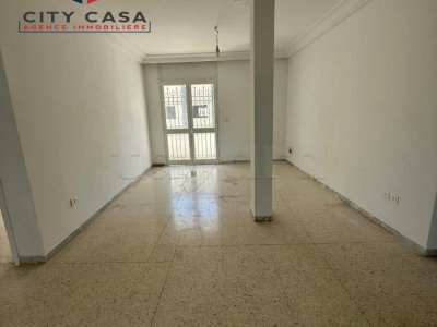 location annuelle : Premier étage de villa S+3 Vides dans un endroit calme à AFH2 Mrezga Nabeul.