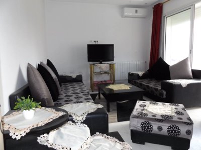 A Vendre Un appartement S+1 dans une résidence gardée à AFH2 Mrezga Nabeul.
