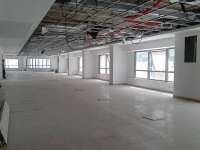 Bureaux & Commerces Bureau à Berge Du Lac (La Marsa) - Open space  2400 m2  haut standing au lac 1
