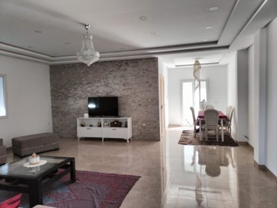 Vente Maisons à Khezama Ouest (Sousse Jaouhara) - Baisse de prix villa standing construction récente -