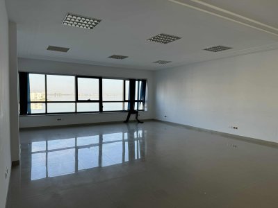 Bureaux & Commerces Bureau à Berge Du Lac (La Marsa) - Super bureau 650 m2 avec vue sur lac