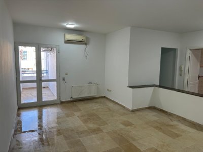 Location Appart. 3 pièces à Sousse Riadh (Sousse Riadh) - Appartement proche commodités -