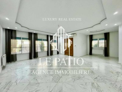 Location Appart. 4 pièces à Marsa Safsaf (La Marsa) - Etage de villa s3 a la marsa ville -