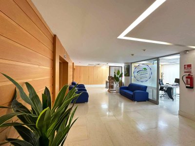 Location Autre à Cite Jardins (Cite El Khadra) - Immeuble bureautique 3 niv 1130 m cité jardins