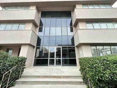 Location Autre à Le Kram (El Kram) - Immeuble r3 hst 3700 m au lac 3