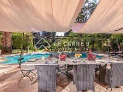 Vente Maisons à La Soukra (La Soukra) - Une villa de maitre à  la soukra -