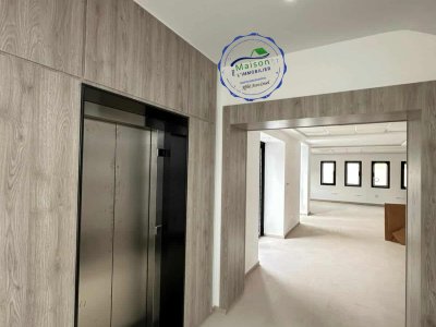 Location Autre à Cite El Khadra (Cite El Khadra) - Immeuble neuf 600 m à alain savary