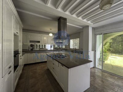 Location Maisons à La Soukra (La Soukra) - Une villa à la soukra