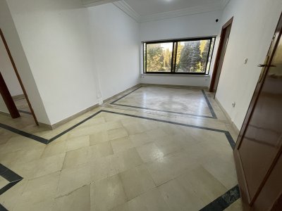 Location Appart. 3 pièces à Kheireddine Pacha (Cite El Khadra) - Un bureau à khaireddine pacha -