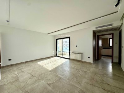Location Appart. 3 pièces à Ain Zaghouan (Ain Zaghouan) - Appartement s2 jamais habité